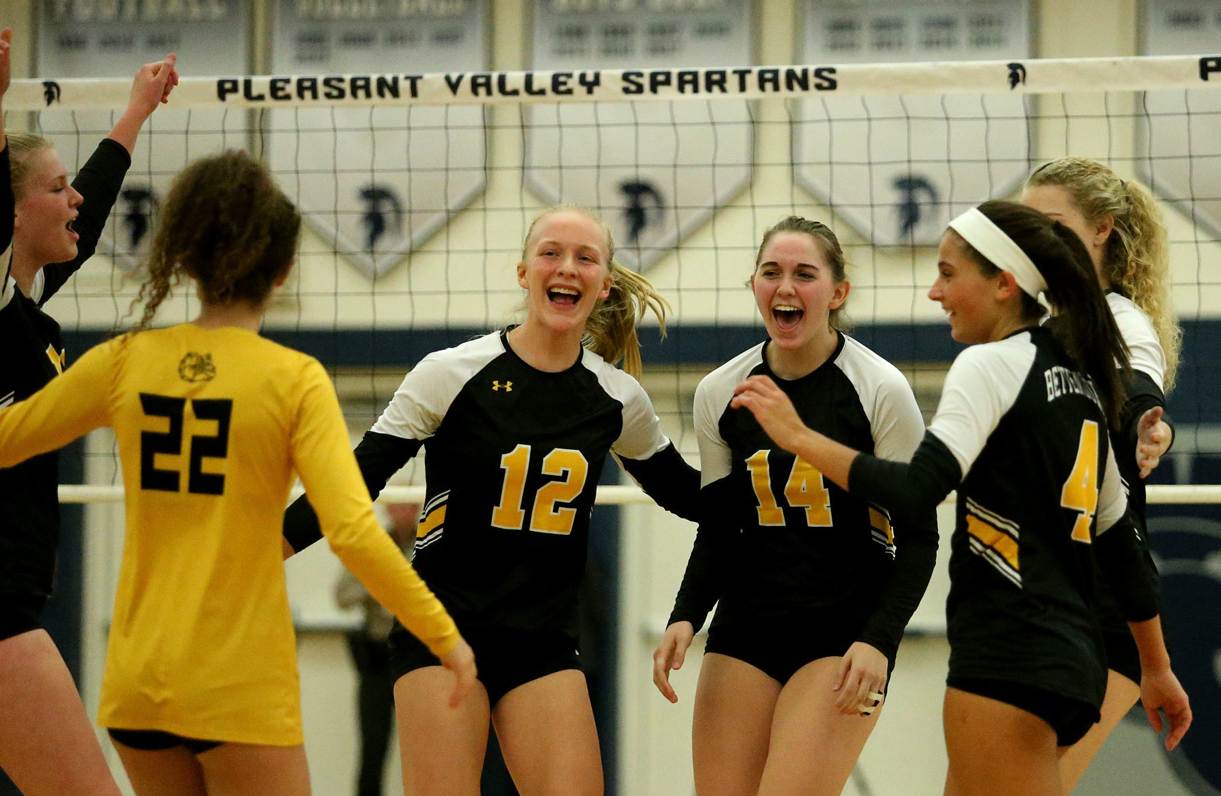 102318-Regional-Volleyball-009